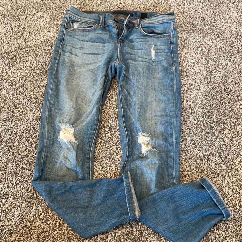 Black Label Cropped Jeans